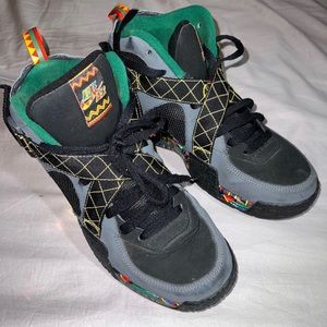Nike Air Raid “Peace” Size 9.5 - 10 Mens Sneaker
